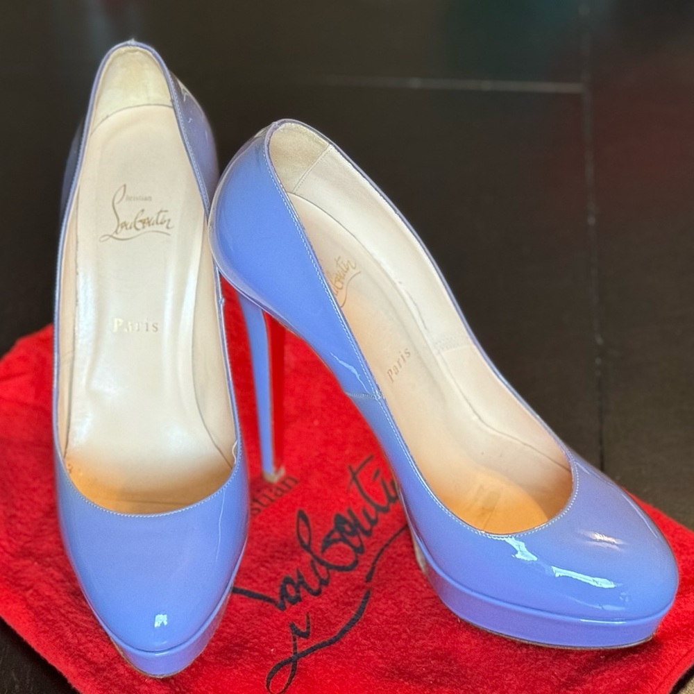 Christian Louboutin Bianca 140 Patent Calf Lavender.